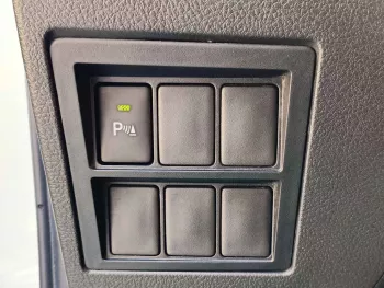Toyota Fortuner EXR Petrol 2.7L V4 4X4 2019 Model Year