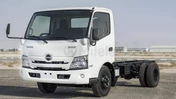 2024 HINO 300 3711 SC CHASIS 4.0L DIESEL MT – WHITE