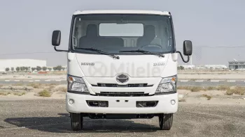 2024 HINO 300 3711 SC CHASIS 4.0L DIESEL MT – WHITE