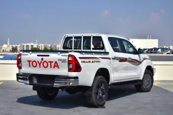 2024 TOYOTA HILUX DOUBLE CABIN PICKUP GLXS-V 2.7L PETROL AUTOMATIC