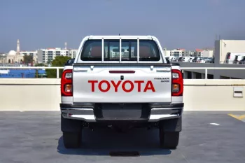 2024 TOYOTA HILUX DOUBLE CABIN PICKUP GLXS-V 2.7L PETROL AUTOMATIC