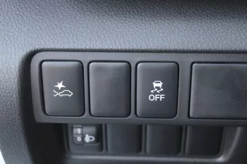 MITSUBISHI ECLIPSE CROSS 1.5L PETROL AWD MY2024 BLACK