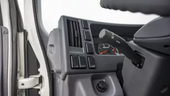 2023 ISUZU NPR85H CHASSIS 3.0L DIESEL MT MY2023 – WHITE