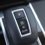 Mitsubishi Outlander 2.5L PETROL FWD 2023 GREY - Thumbnail 15