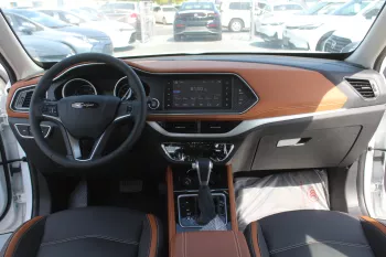 ZOTYE T300 1.5L PETROL FWD 2023 MODEL YEAR WHITE