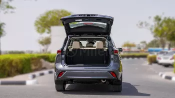 2023 TOYOTA HIGHLANDER LIMITED 2.5L PETROL HEV AT MY2023 – GREY