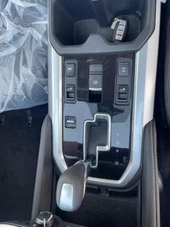 NISSAN X-TERRA 2.5L PETROL PLATINIUM PREMIUM WHITE 2023 MODEL YEAR