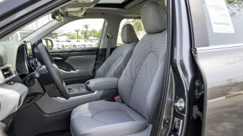 2023 TOYOTA HIGHLANDER GLE 2.5L PETROL HEV AT – GREY