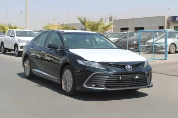 Toyota Camry GLE WITHOUT SUNROOF 2.5L PETROL FWD 2023 BLACK