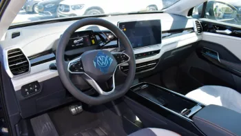 Volkswagen ID.6 CROZZ PRO 2022 electric car