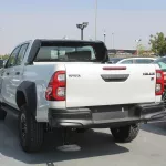 Toyota Hilux GR 4.0L PETROL 4WD 2024 WHITE - Thumbnail 5
