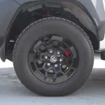 Toyota Hilux GR 4.0L PETROL 4WD 2024 WHITE - Thumbnail 25