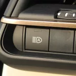 Toyota Crown 2.5L PETROL FWD 2023 BLACK - Thumbnail 9