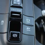 Toyota Crown 2.5L PETROL FWD 2023 BLACK - Thumbnail 17