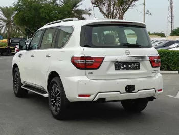 Nissan Patrol PLATINUM FULL OPTION 5.7L V8 4WD WHITE COLOR 2023