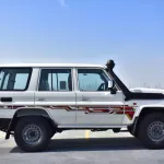 2024 TOYOTA LAND CRUISER 76 HARDTOP 5DRS LX V8 4.5L TURBO DIESEL 4WD MANUAL - Thumbnail 3