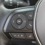 TOYOTA COROLLA 1.8L HYBRID FWD MY2023 WHITE - Thumbnail 17