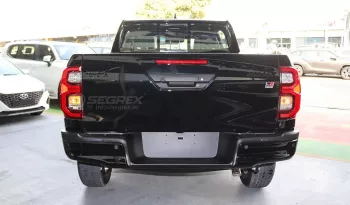 Toyota Hilux 4.0L 2024 model year black color 4WD A/T