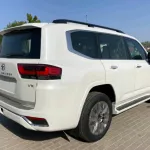 Toyota Land Cruiser VX 4.0L 2023 model year white color 4wd A/T - Thumbnail 6