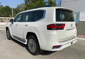 Toyota Land Cruiser VX 4.0L 2023 model year white color 4wd A/T