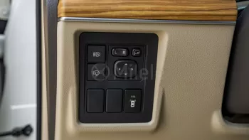 2023 TOYOTA PRADO VXR 4.0L PETROL AT TIRE BACK MY2023 – PEARL WHITE