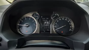 2023 TOYOTA PRADO VXR 4.0L PETROL AT TIRE BACK MY2023 – PEARL WHITE