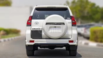 2023 TOYOTA PRADO VXR 4.0L PETROL AT TIRE BACK MY2023 – PEARL WHITE