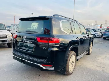 TOYOTA LAND CRUISER 4.0L VX MY2023