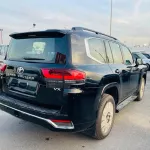 TOYOTA LAND CRUISER 4.0L VX MY2023 - Thumbnail 8