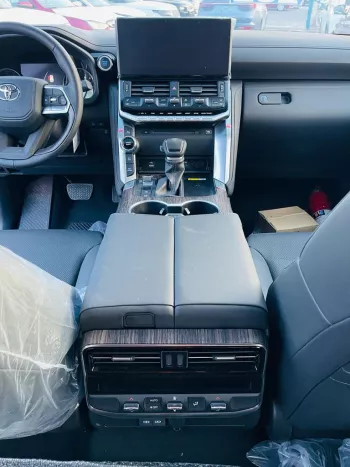 TOYOTA LAND CRUISER 4.0L VX MY2023