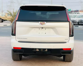 Cadillac Escalade  Platinum Sport V8 6.2L 2023 White Color