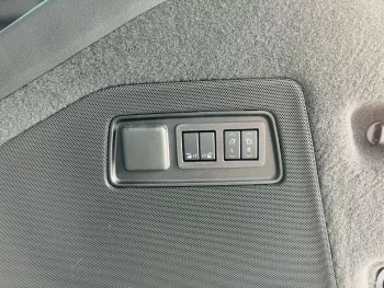 Cadillac Escalade  Platinum Sport V8 6.2L 2023 White Color