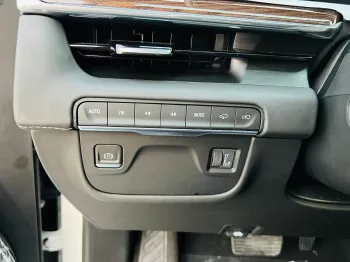 Cadillac Escalade  Platinum Sport V8 6.2L 2023 White Color