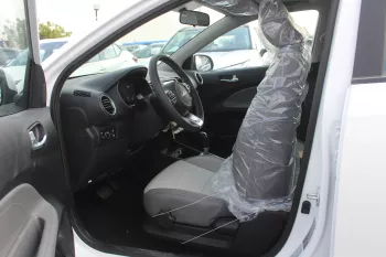 Kia Pegas 1.4l petrol fwd 2023 model year white