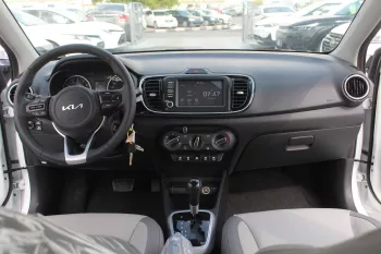 Kia Pegas 1.4l petrol fwd 2023 model year white