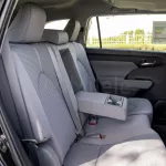 2023 TOYOTA HIGHLANDER GLE 2.5P HEV AT– BLACK - Thumbnail 14