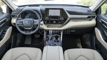 2023 TOYOTA HIGHLANDER LIMITED 2.5L PETROL HEV AT– BLACK