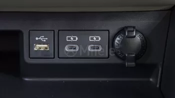 2023 TOYOTA HIGHLANDER LIMITED 2.5L PETROL HEV AT– BLACK