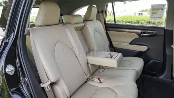 2023 TOYOTA HIGHLANDER LIMITED 2.5L PETROL HEV AT– BLACK