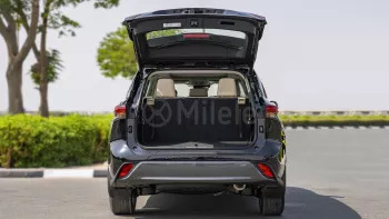 2023 TOYOTA HIGHLANDER LIMITED 2.5L PETROL HEV AT– BLACK