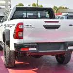 Toyota Hilux GR Sport V6 4.0 2024 Model Year White Color - Thumbnail 16