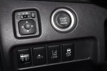 MITSUBISHI L200 SPORTERO EURO 6 2.2 DIESEL MODEL 2023 WHITE
