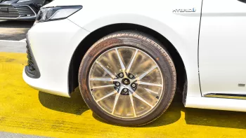 Toyota Camry GLE Hybrid 2.5L 2024 Model Year White Color