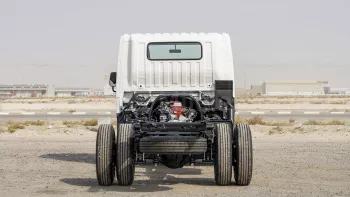 2023 HINO 300 3711 SC CHASIS 4.0L DIESEL MT – WHITE
