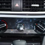 Kia Seltos 1.5L 2023 Model Year Silvre Color - Thumbnail 14