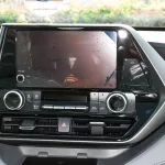 Toyota Highlander Hybrid GLE 2.5L V4 2023 Model Year Silver Color - Thumbnail 20