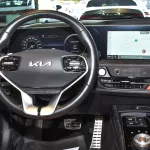 Kia K8 3.5L V6 FWD Full Option 2023 Model Year Silver Color - Thumbnail 18