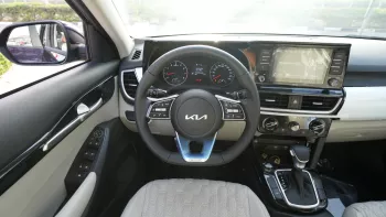 Kia Seltos 1.5L V4 FWD 2023 Model Year Blue Color