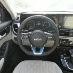Kia Seltos 1.5L V4 FWD 2023 Model Year Blue Color - Thumbnail 17