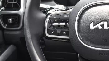 Kia Sorento Hybrid 1.6L V4 FWD 2023 Model Year Silver Color